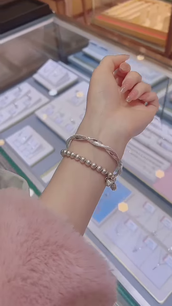 Elegant 925 Sterling Silver Layered Bracelet Set with Textured and Beaded Designs