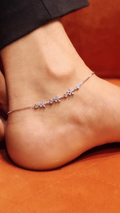 Delicate Sterling Silver Anklet with Sparkling Floral Charms – Elegant Women’s Ankle Bracelet