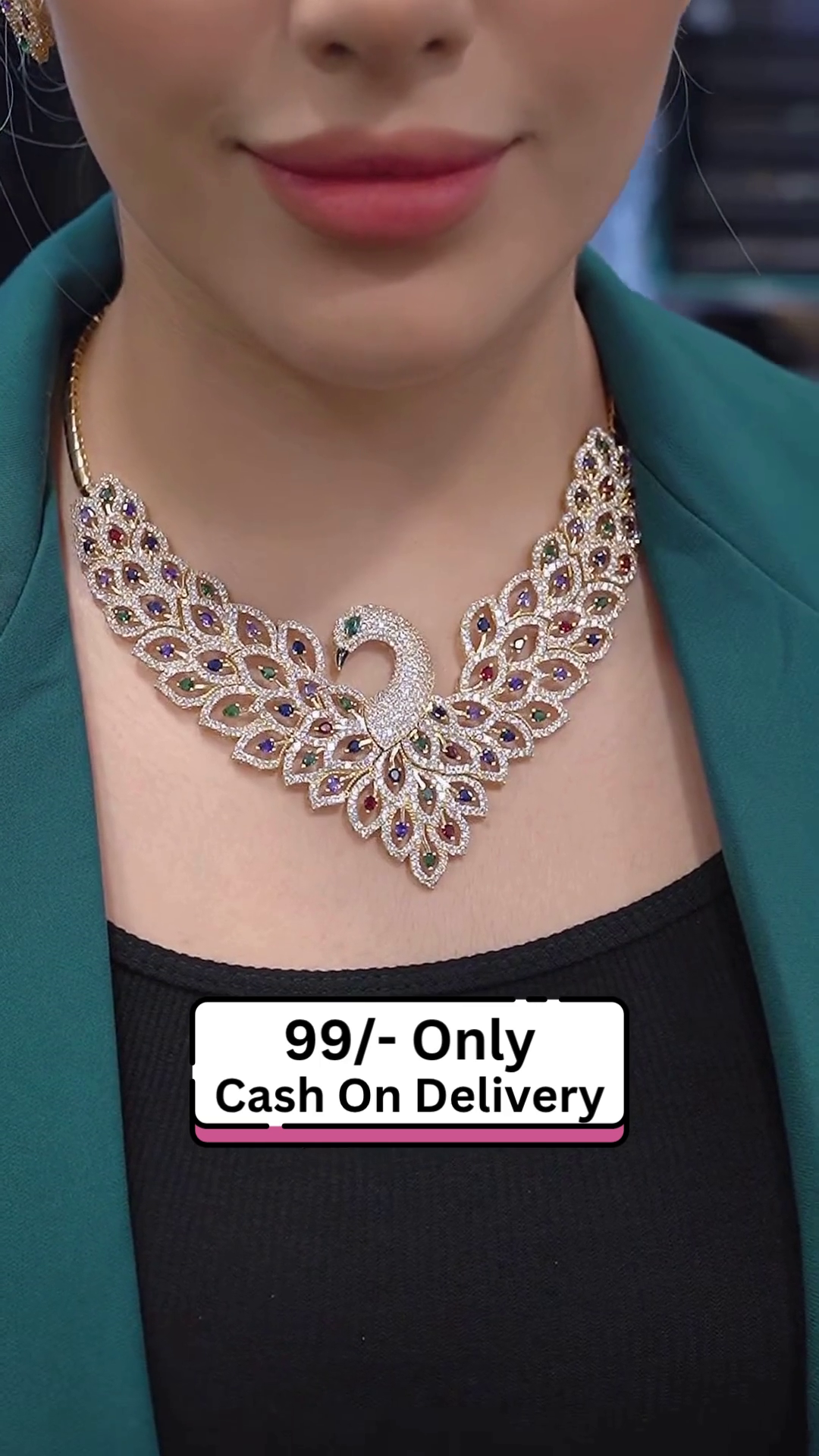 Exquisite Peacock Design Necklace with Colorful Gemstone Accents