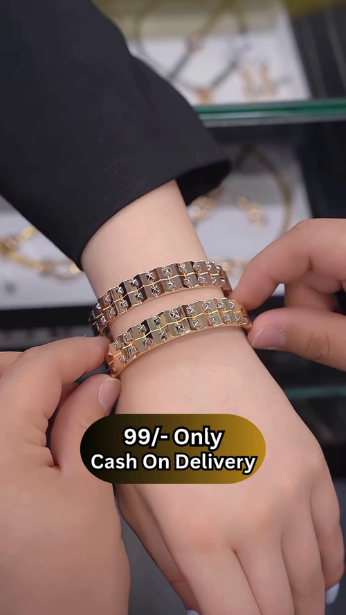 Bold Gold-Toned Square Link Bracelet with Studded Detail