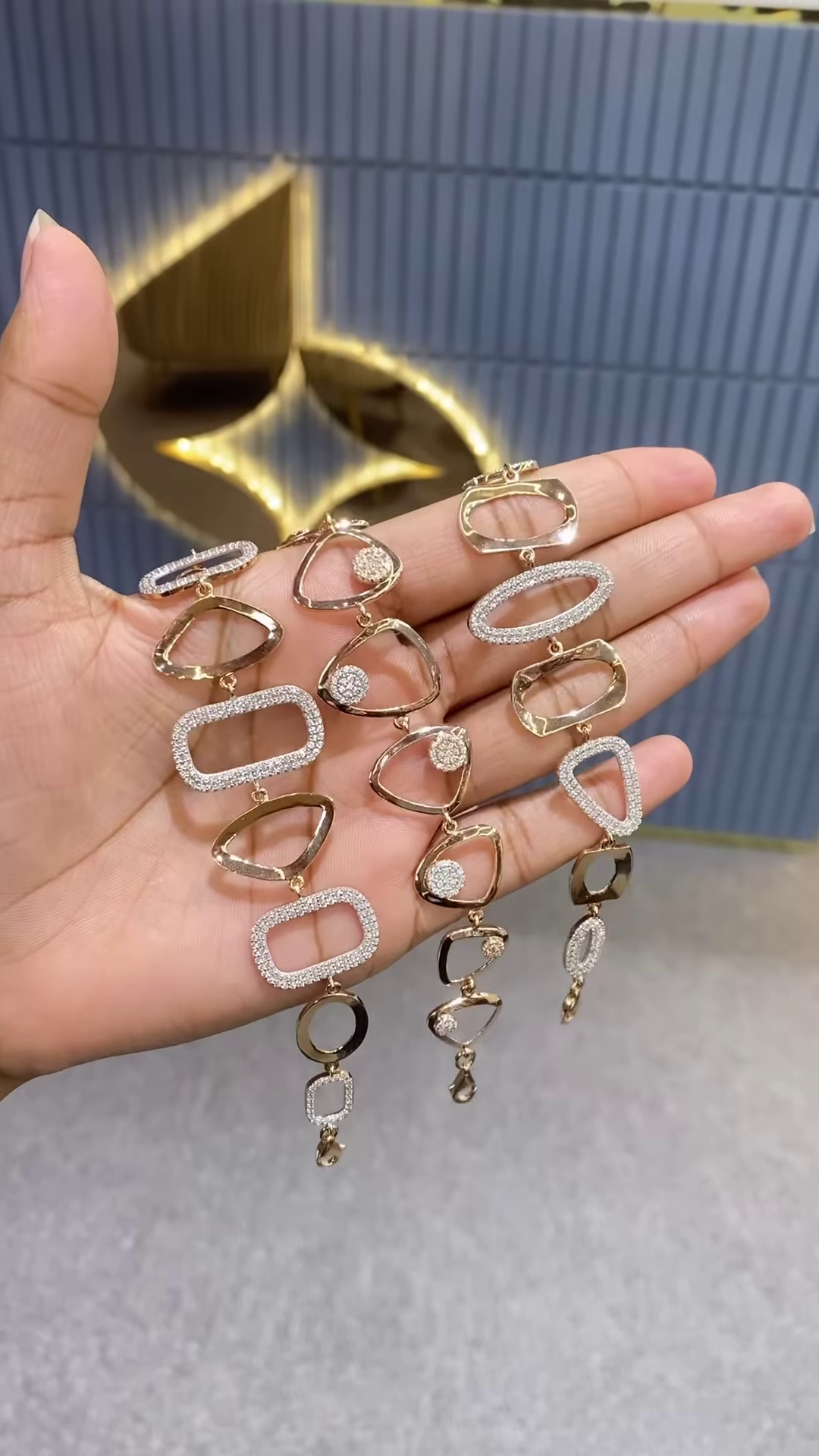 Modern Rose Gold-Toned Bracelet with Geometric Links and Pavé Embellishments